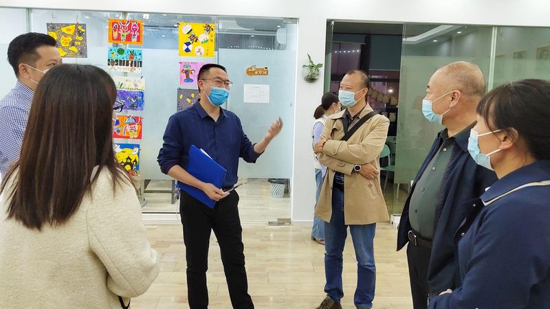 以下是一些成都自考本科教材网上书店的推荐：